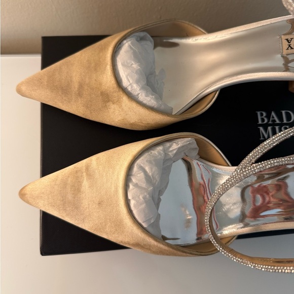 Badgley Mischka Autumn Heel - Picture 3 of 7
